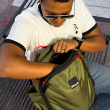 Load image into Gallery viewer, DAYPAK #2 OLIVO